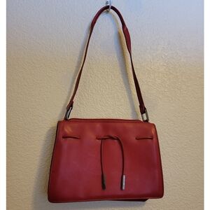 VNT Liz Claireborne shoulder bag feels like leather type material red
